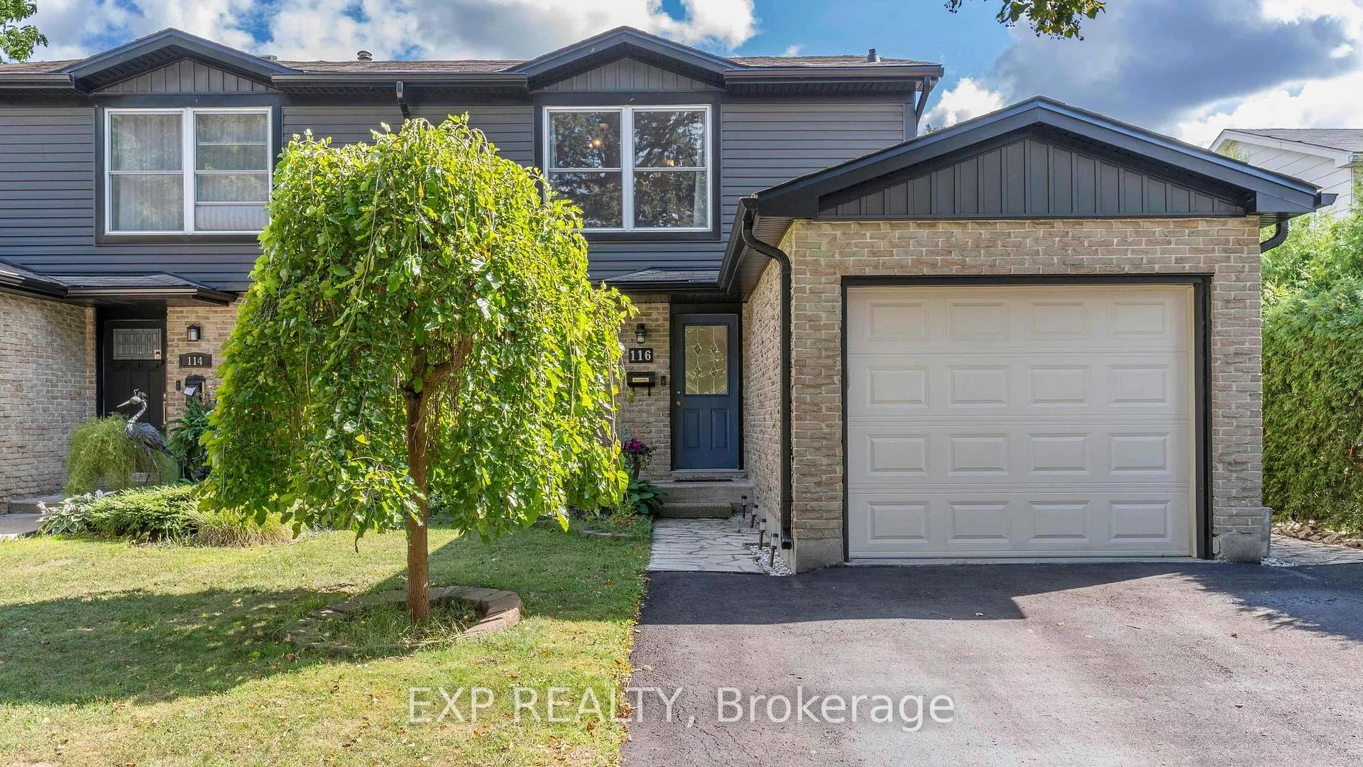 Front of 116 Glenroy Crescent