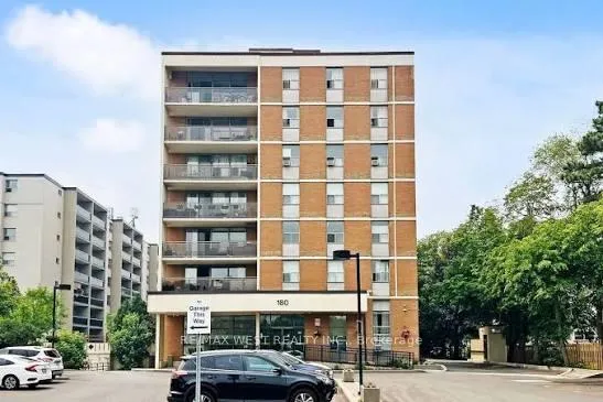 Photo 2 of Unit 104, 180 Dudley Avenue, Markham, Thornhill — HOMEH