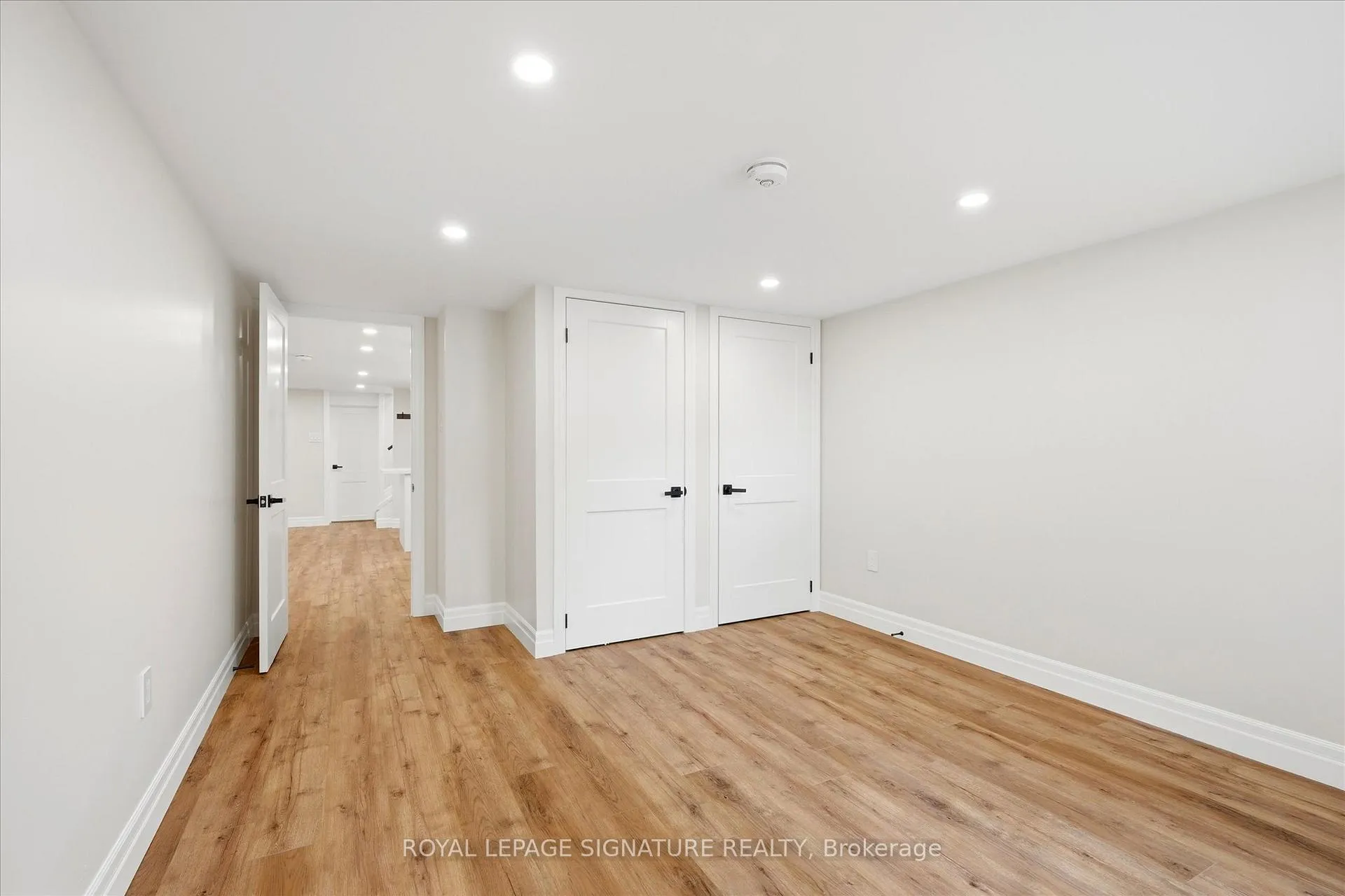 Photo 37 of 24 Treeview Drive, Etobicoke, Alderwood — HOMEH