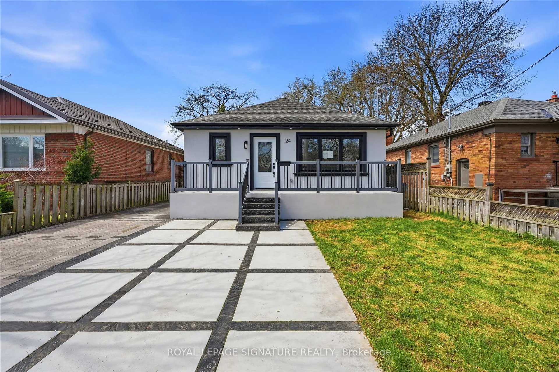 Photo 39 of 24 Treeview Drive, Etobicoke, Alderwood — HOMEH