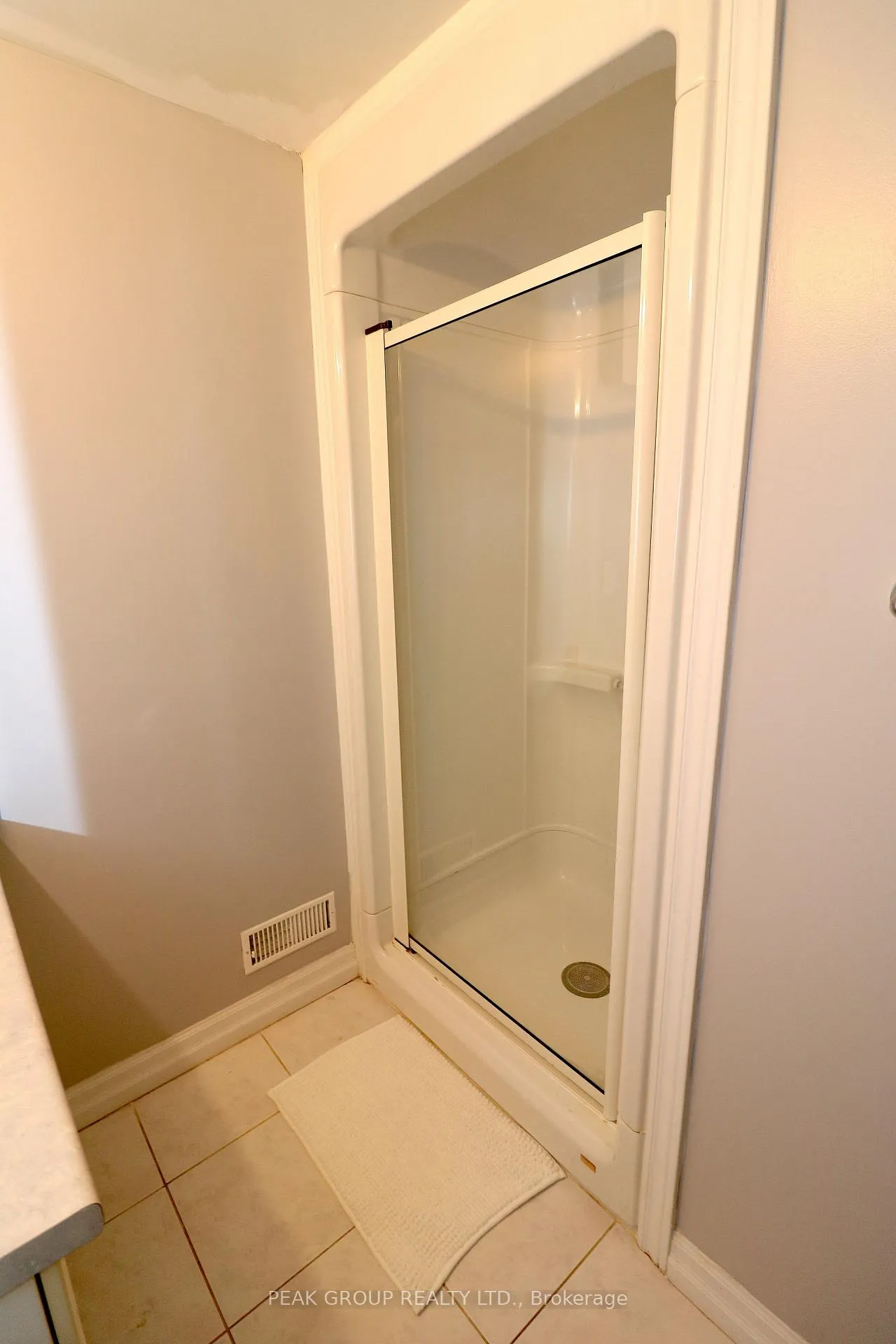 Photo 9 of Unit #Lower, 6119 Scott Street, Niagara Falls, Cherrywood — HOMEH