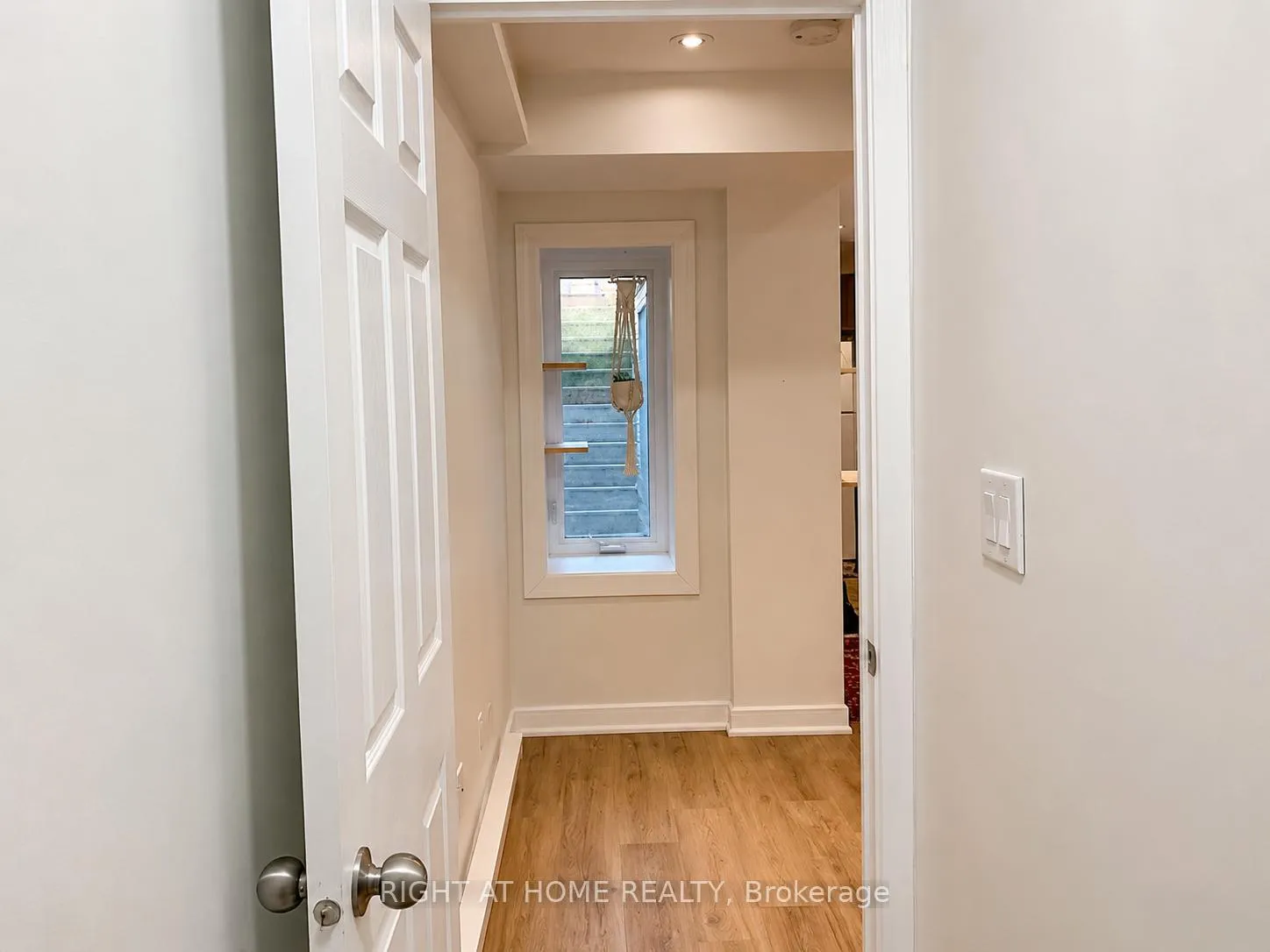 Photo 8 of Unit Lower, 79 Niagara Street, Toronto, Niagara — HOMEH