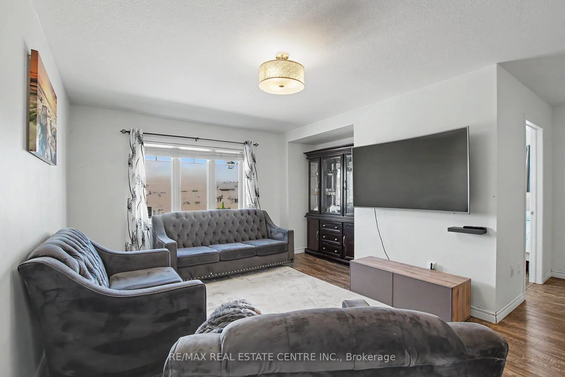 Photo 15 of 60 Postmaster Drive, Kitchener, Rosenburg — HOMEH