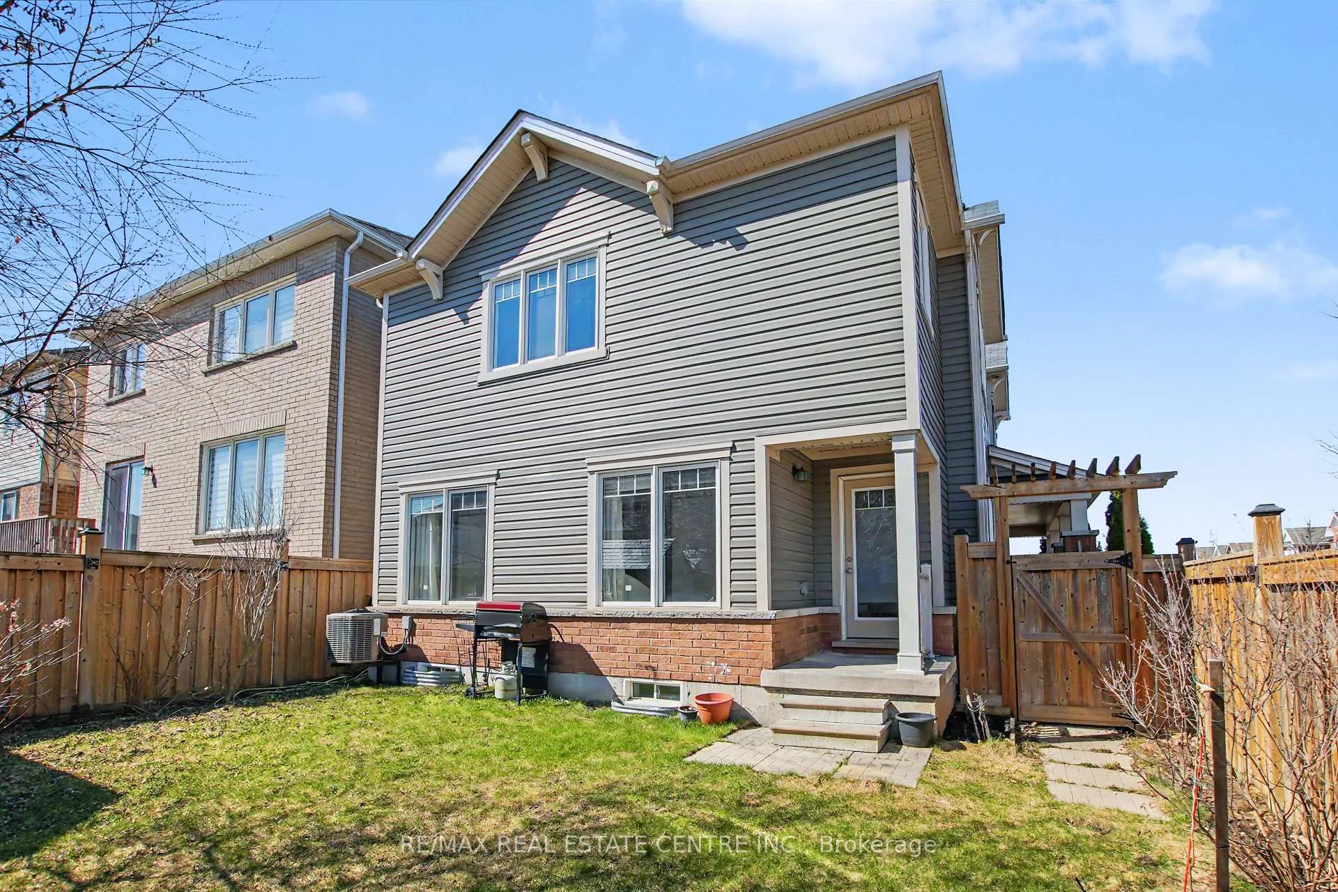 Photo 34 of 60 Postmaster Drive, Kitchener, Rosenburg — HOMEH