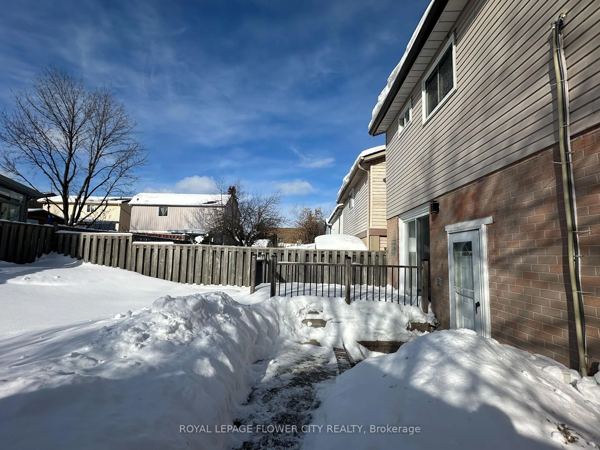 Photo 30 of 52 Grand Valley Drive, Brampton, Northgate — HOMEH