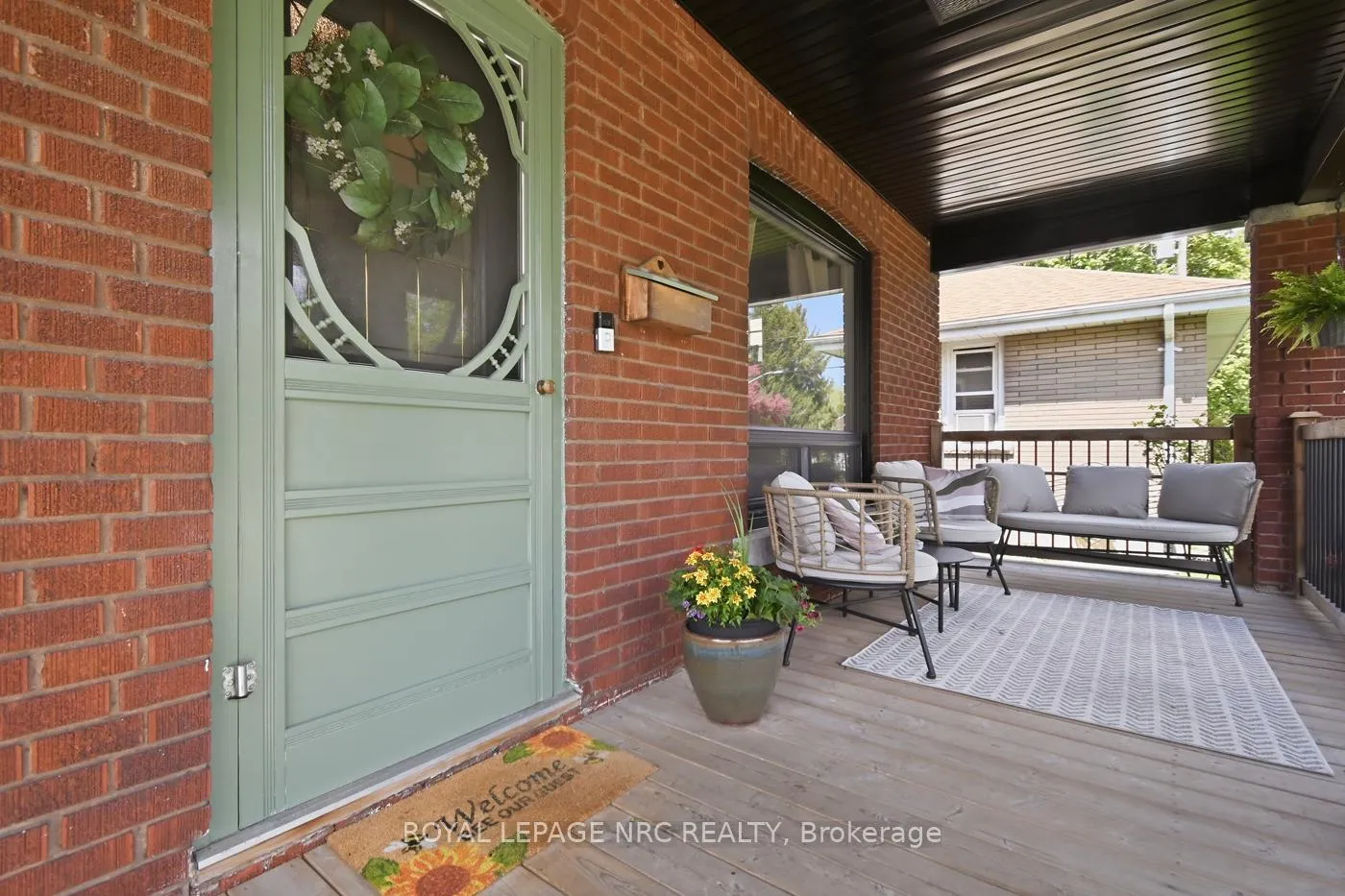 Photo 3 of 4943 Duke Avenue, Niagara Falls, Cherrywood — HOMEH