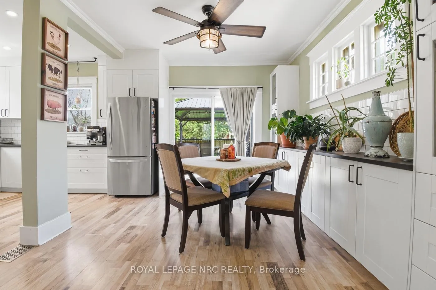 Photo 17 of 4943 Duke Avenue, Niagara Falls, Cherrywood — HOMEH