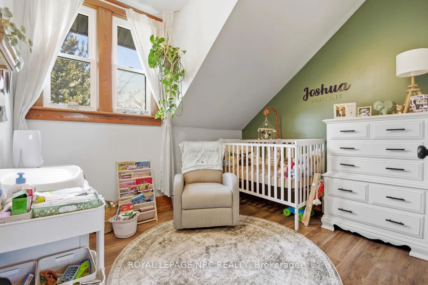 Photo 23 of 4943 Duke Avenue, Niagara Falls, Cherrywood — HOMEH