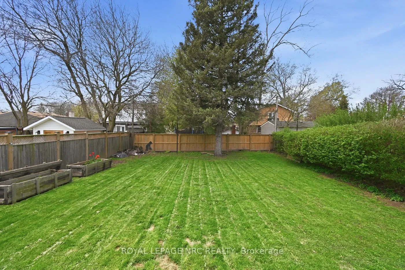 Photo 31 of 4943 Duke Avenue, Niagara Falls, Cherrywood — HOMEH