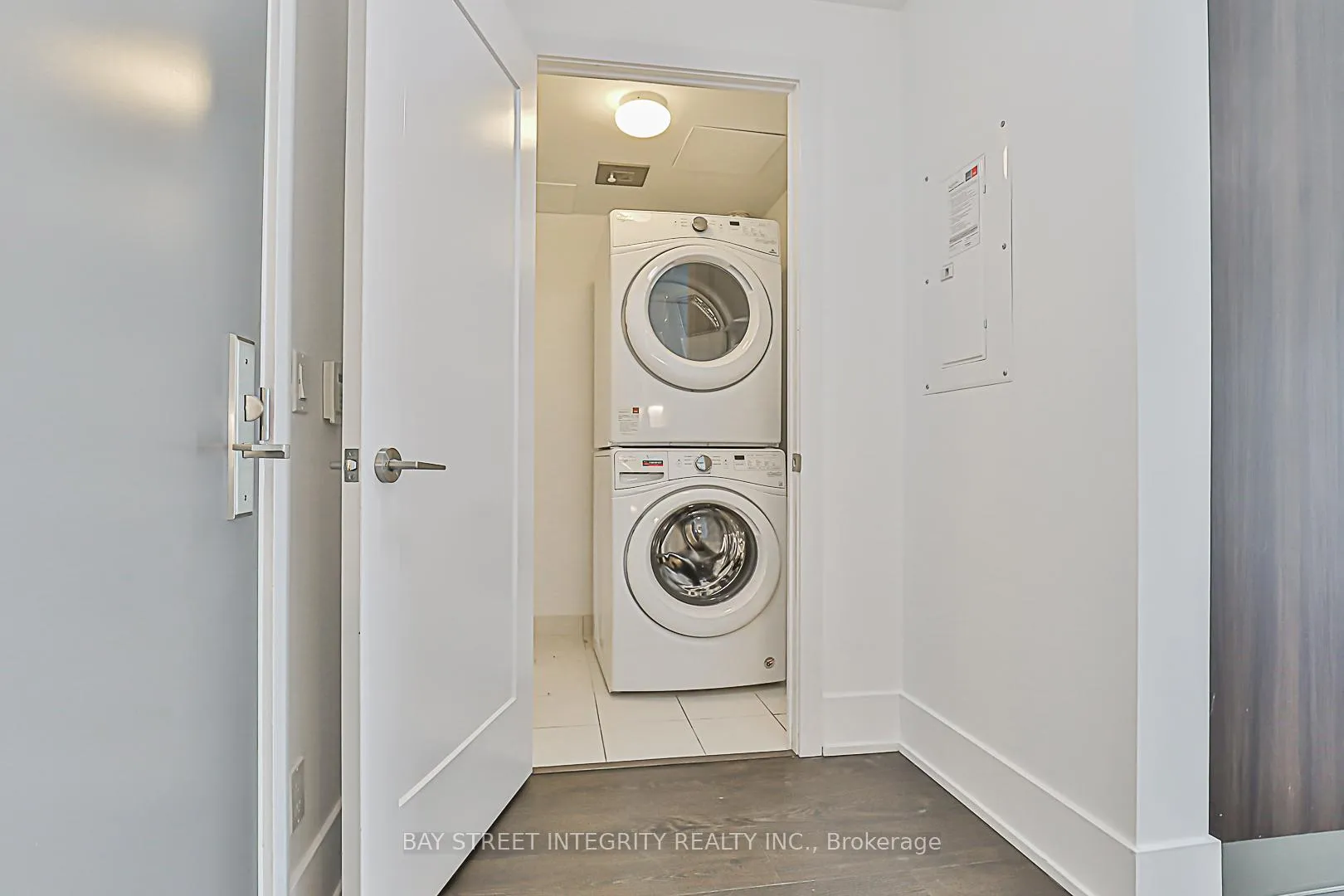Photo 15 of Unit 405, 15 Merchants' Wharf, Toronto, Waterfront Communities — HOMEH