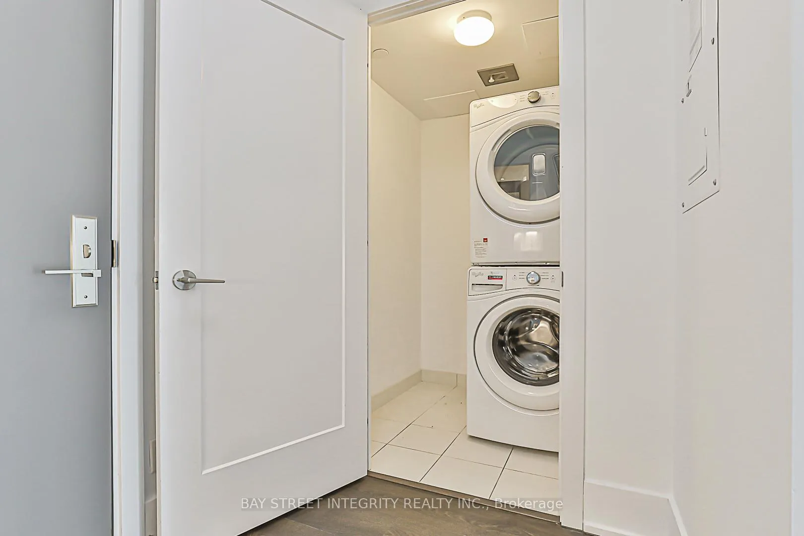 Photo 16 of Unit 405, 15 Merchants' Wharf, Toronto, Waterfront Communities — HOMEH