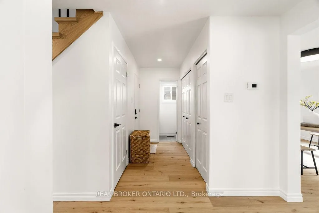 Photo 15 of 386 Pauline Charron Place, Ottawa, Vanier — HOMEH