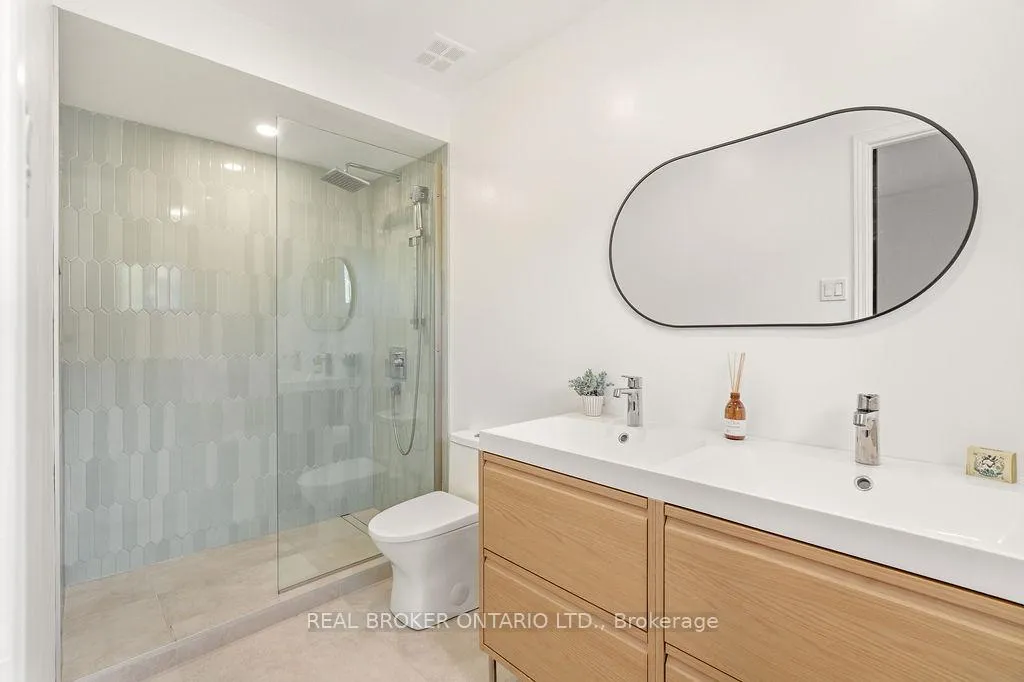 Photo 22 of 386 Pauline Charron Place, Ottawa, Vanier — HOMEH