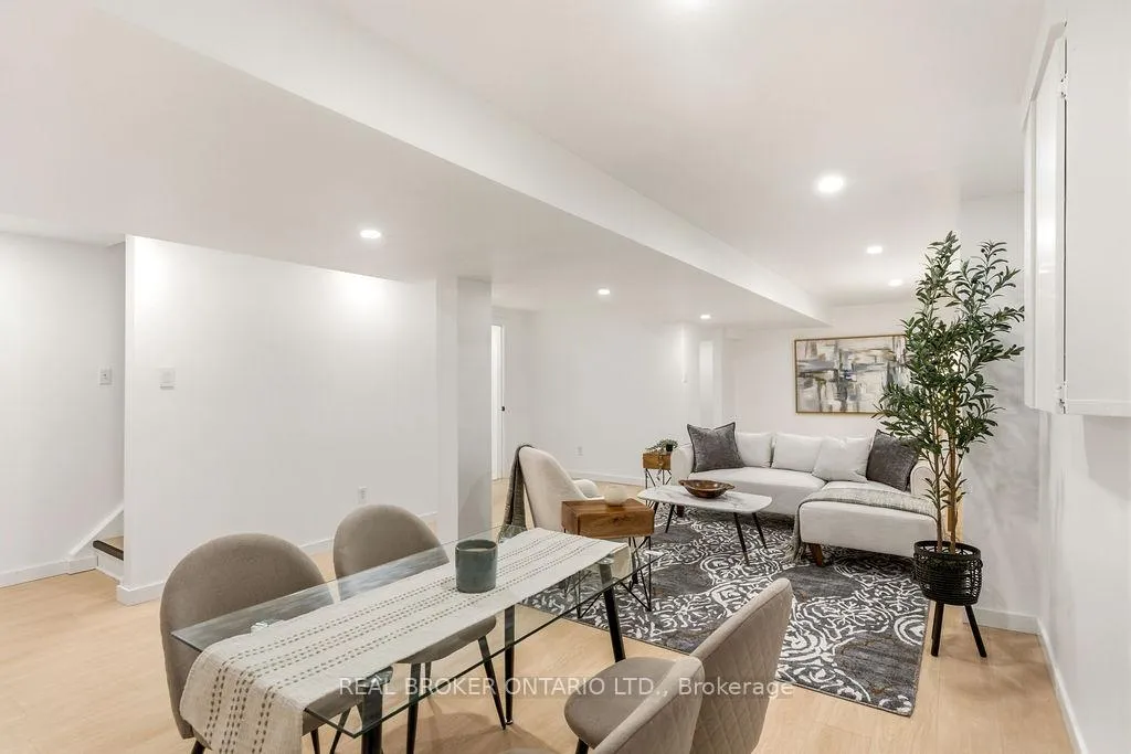 Photo 31 of 386 Pauline Charron Place, Ottawa, Vanier — HOMEH