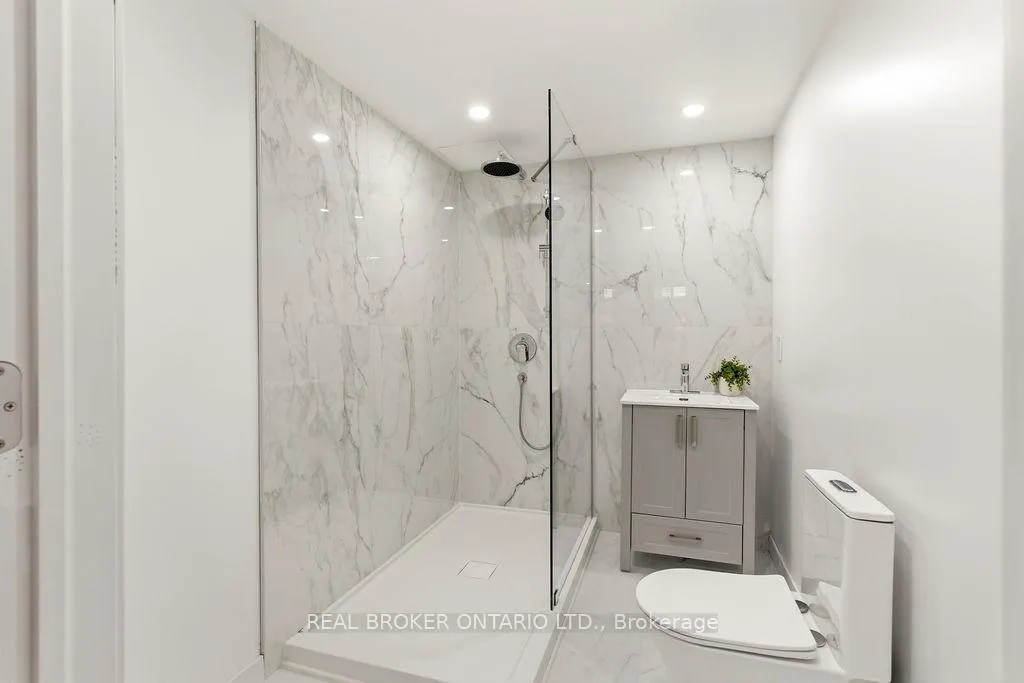 Photo 32 of 386 Pauline Charron Place, Ottawa, Vanier — HOMEH
