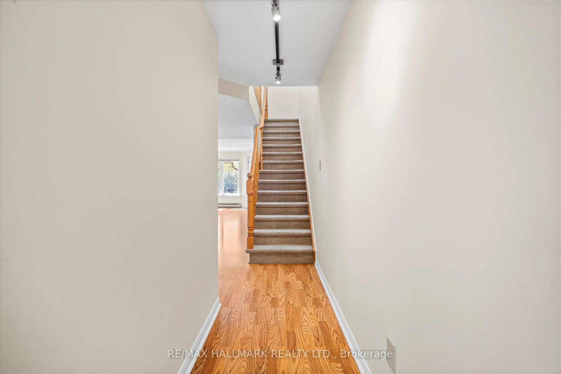 Photo 12 of Unit 1, 122 Glen Manor Drive, Toronto, The Beaches — HOMEH