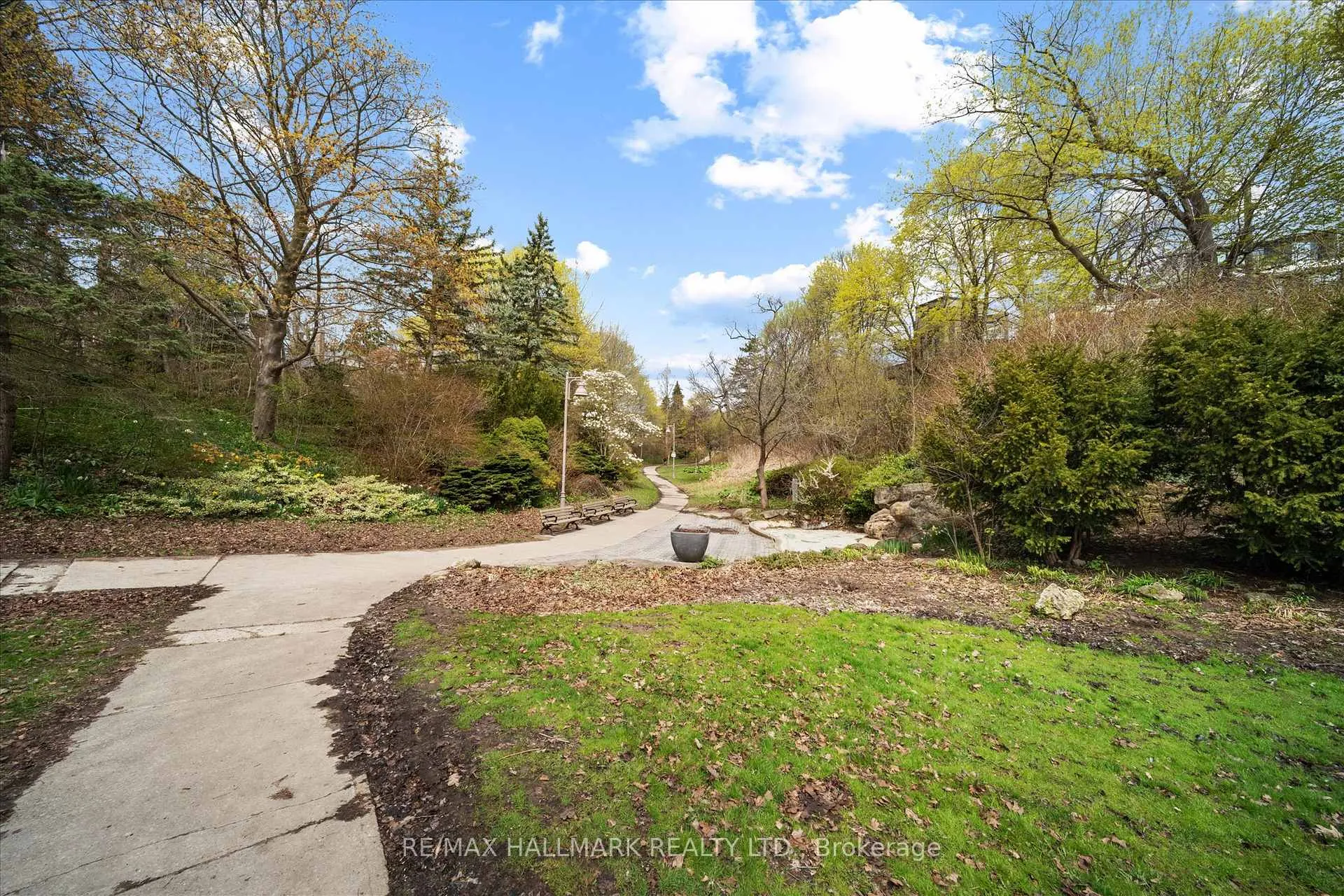 Photo 35 of Unit 1, 122 Glen Manor Drive, Toronto, The Beaches — HOMEH