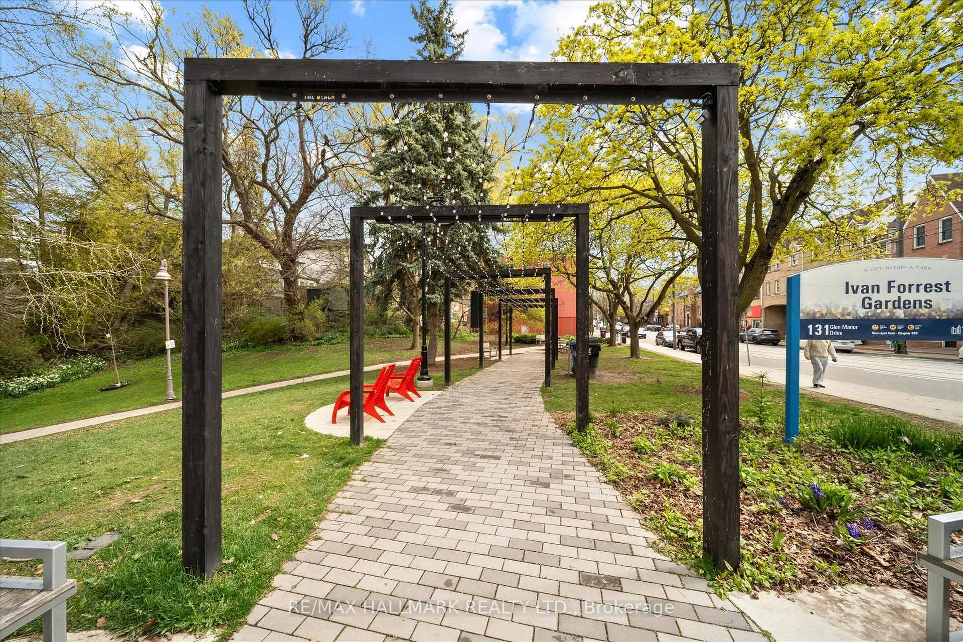 Photo 37 of Unit 1, 122 Glen Manor Drive, Toronto, The Beaches — HOMEH