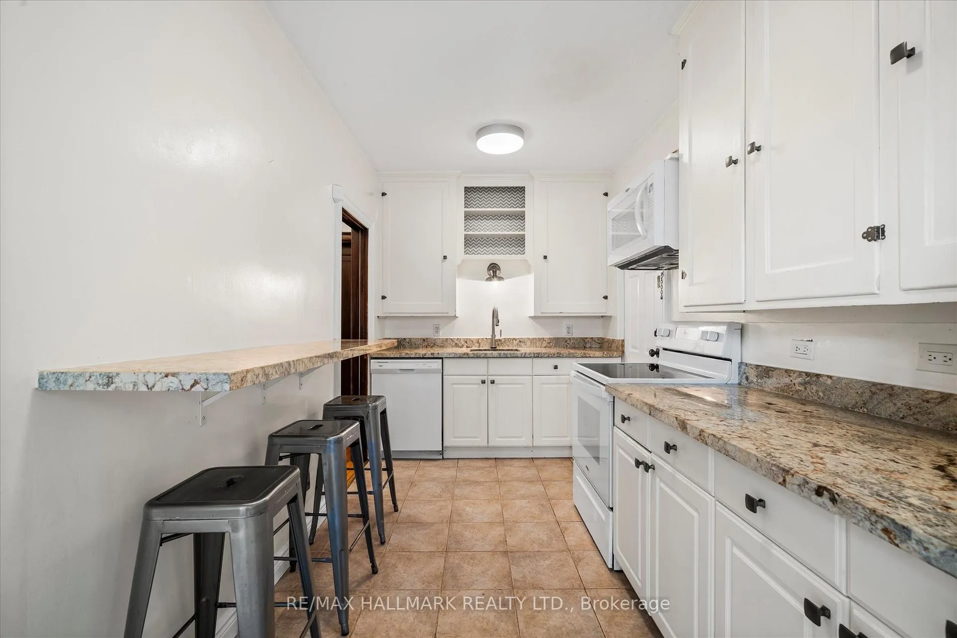 Photo 30 of 50 Benlamond Avenue, Toronto, East End-Danforth — HOMEH