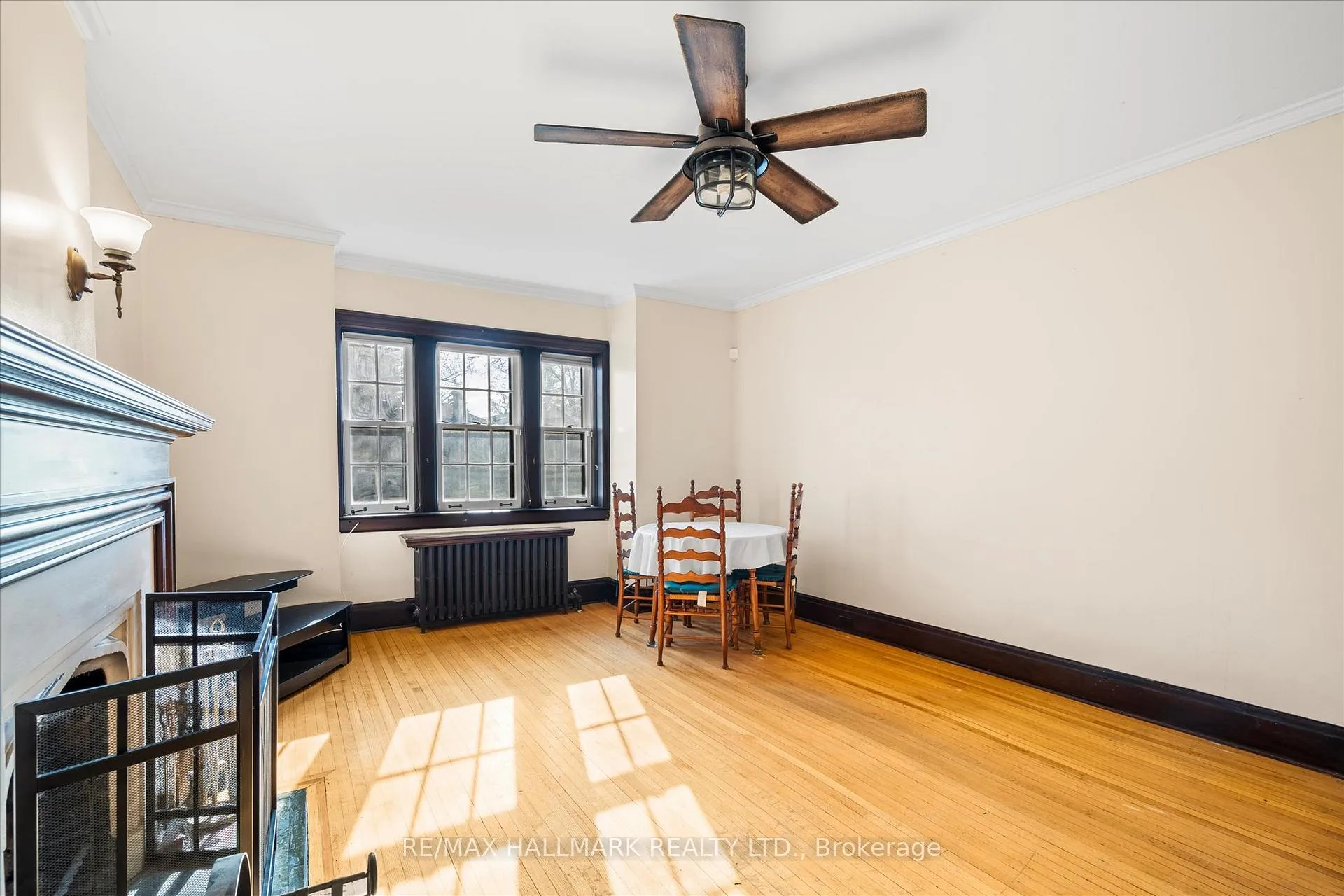 Photo 31 of 50 Benlamond Avenue, Toronto, East End-Danforth — HOMEH