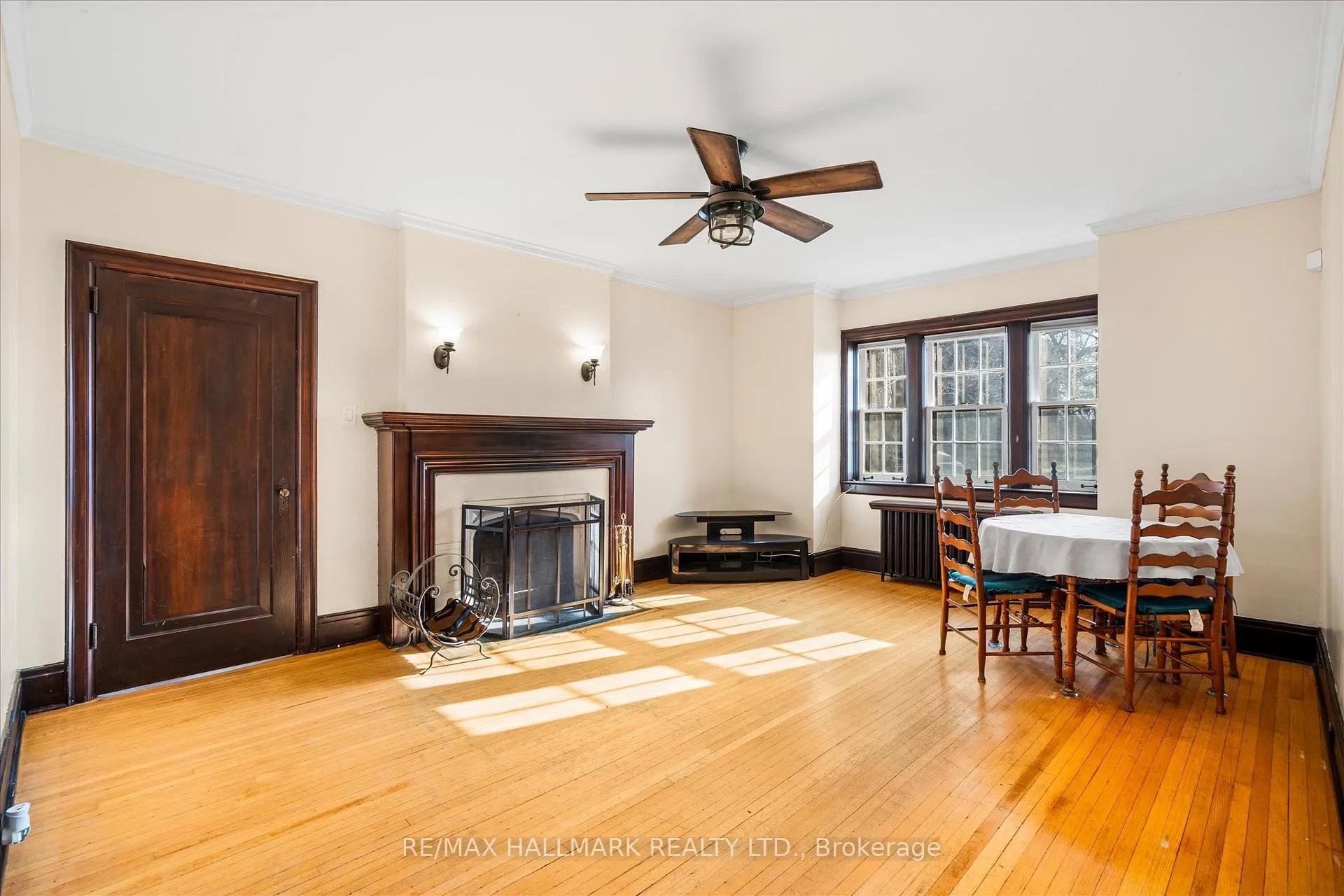 Photo 32 of 50 Benlamond Avenue, Toronto, East End-Danforth — HOMEH