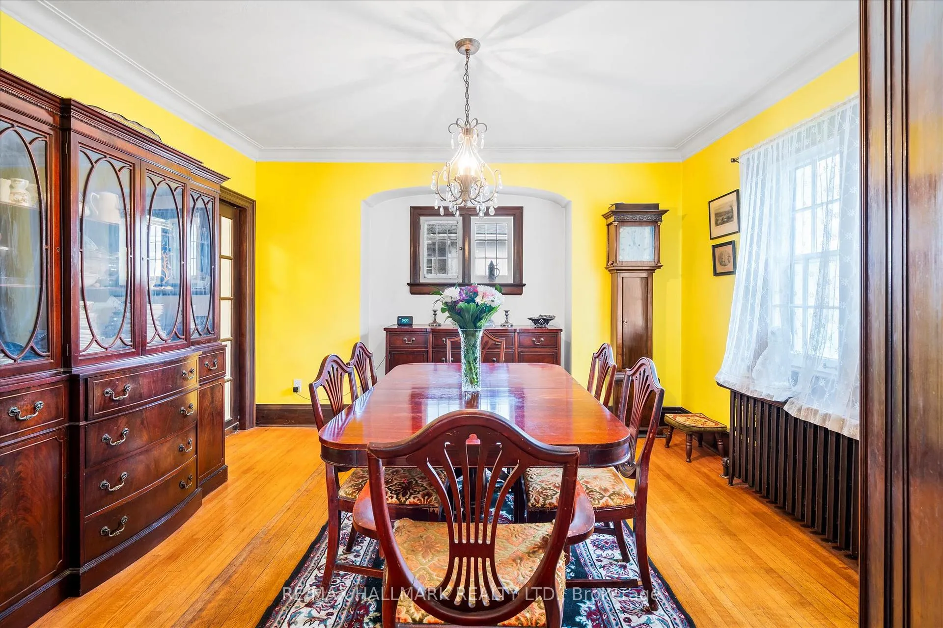 Photo 39 of 50 Benlamond Avenue, Toronto, East End-Danforth — HOMEH
