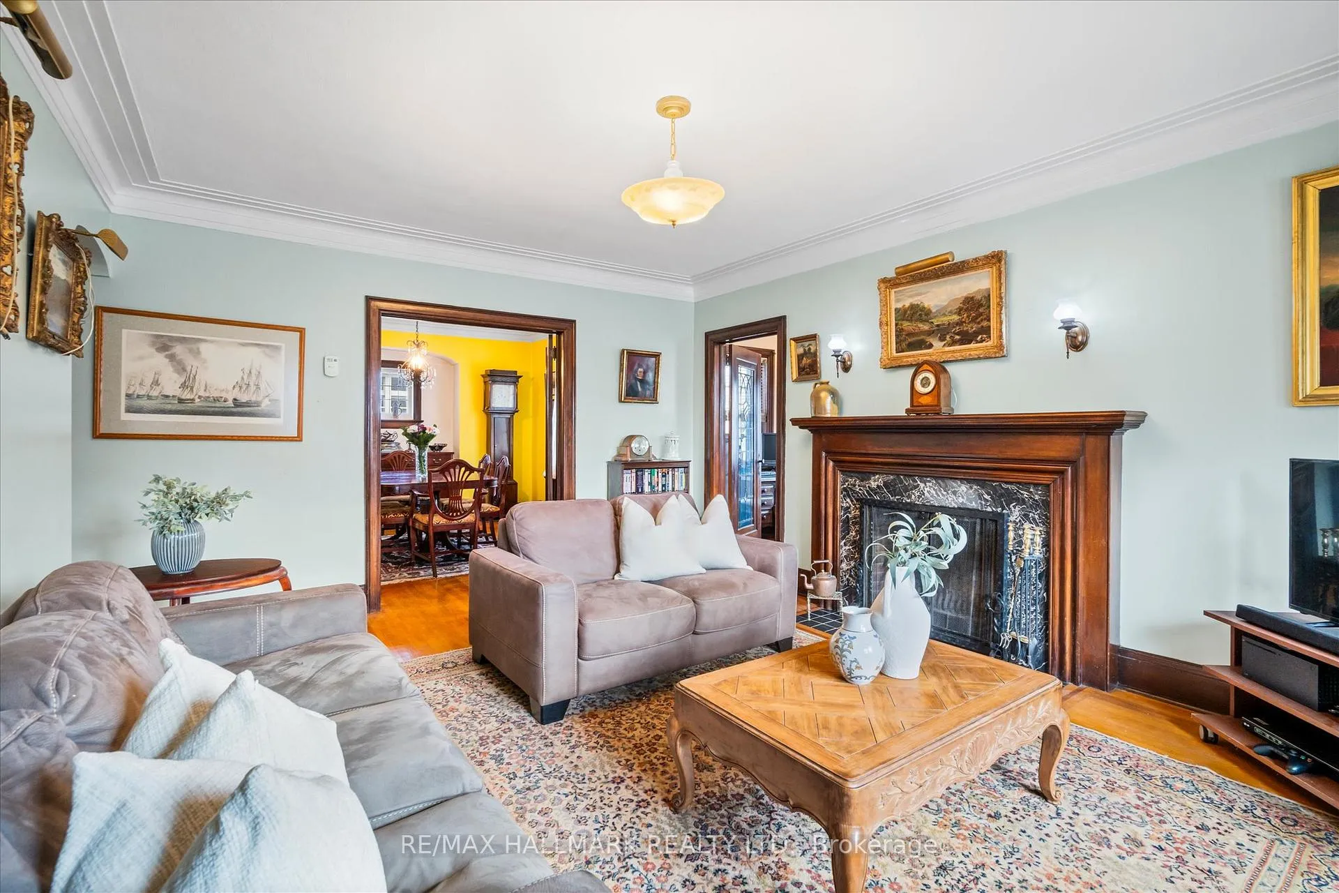 Photo 45 of 50 Benlamond Avenue, Toronto, East End-Danforth — HOMEH