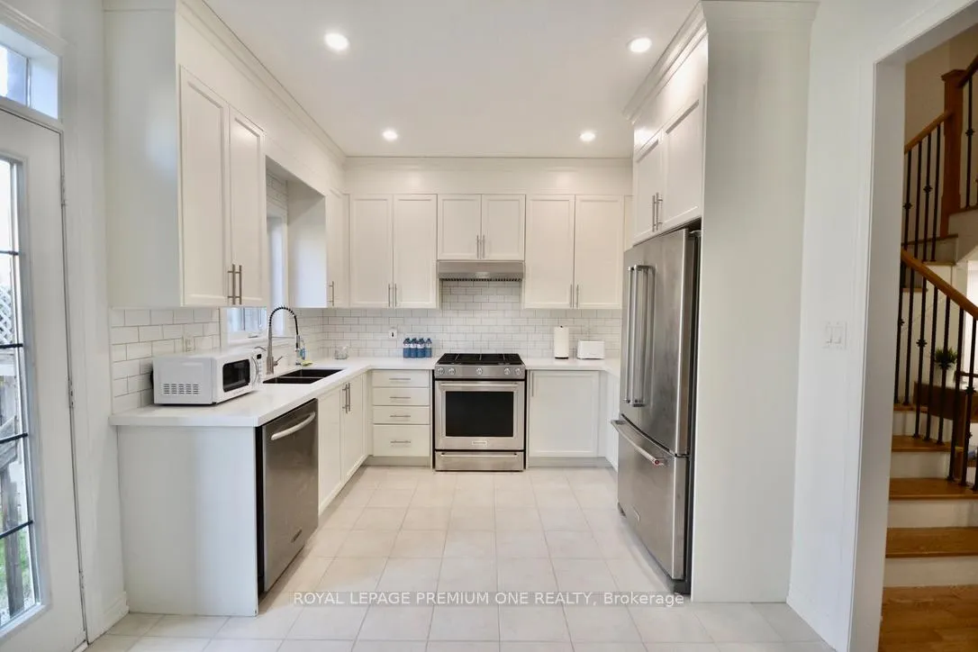 Photo 13 of 94 Alexie Way, Vaughan, Vellore Village — HOMEH