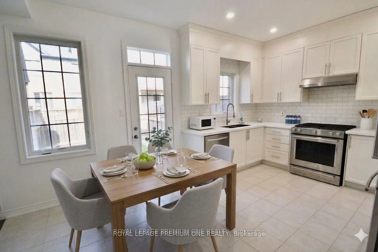 Photo 15 of 94 Alexie Way, Vaughan, Vellore Village — HOMEH