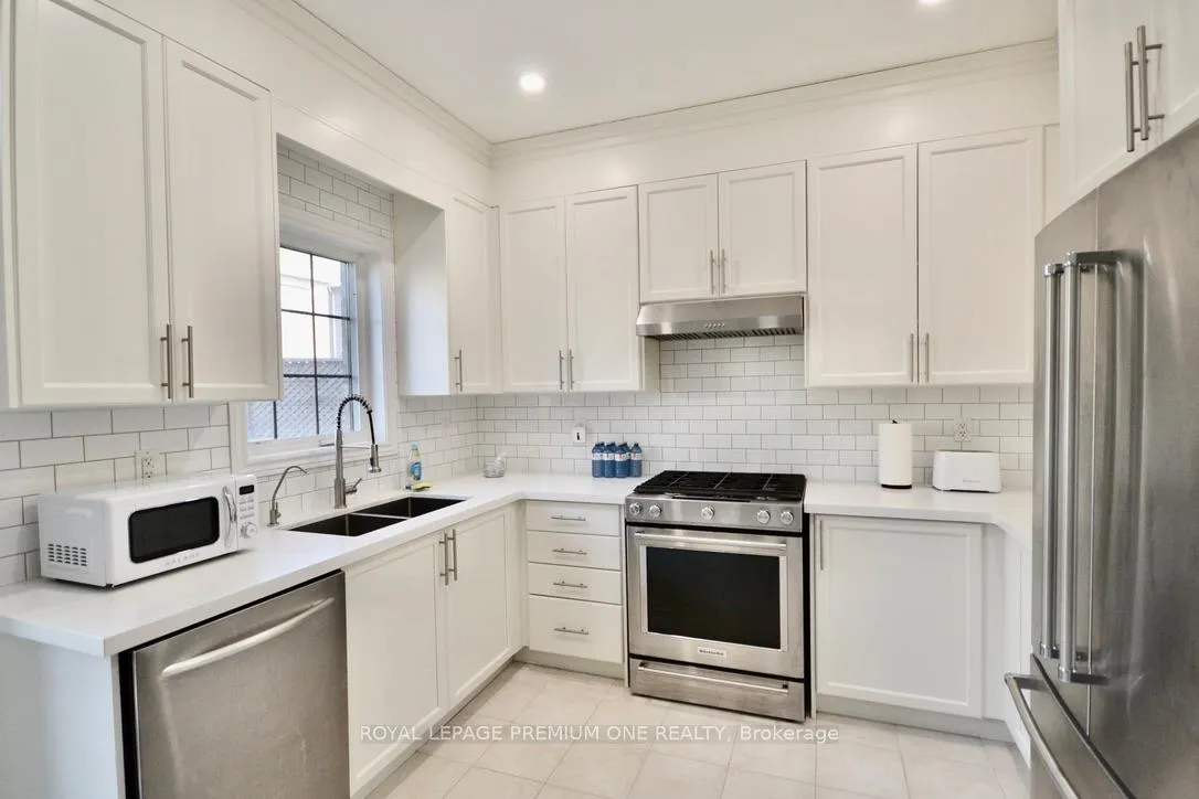 Photo 17 of 94 Alexie Way, Vaughan, Vellore Village — HOMEH