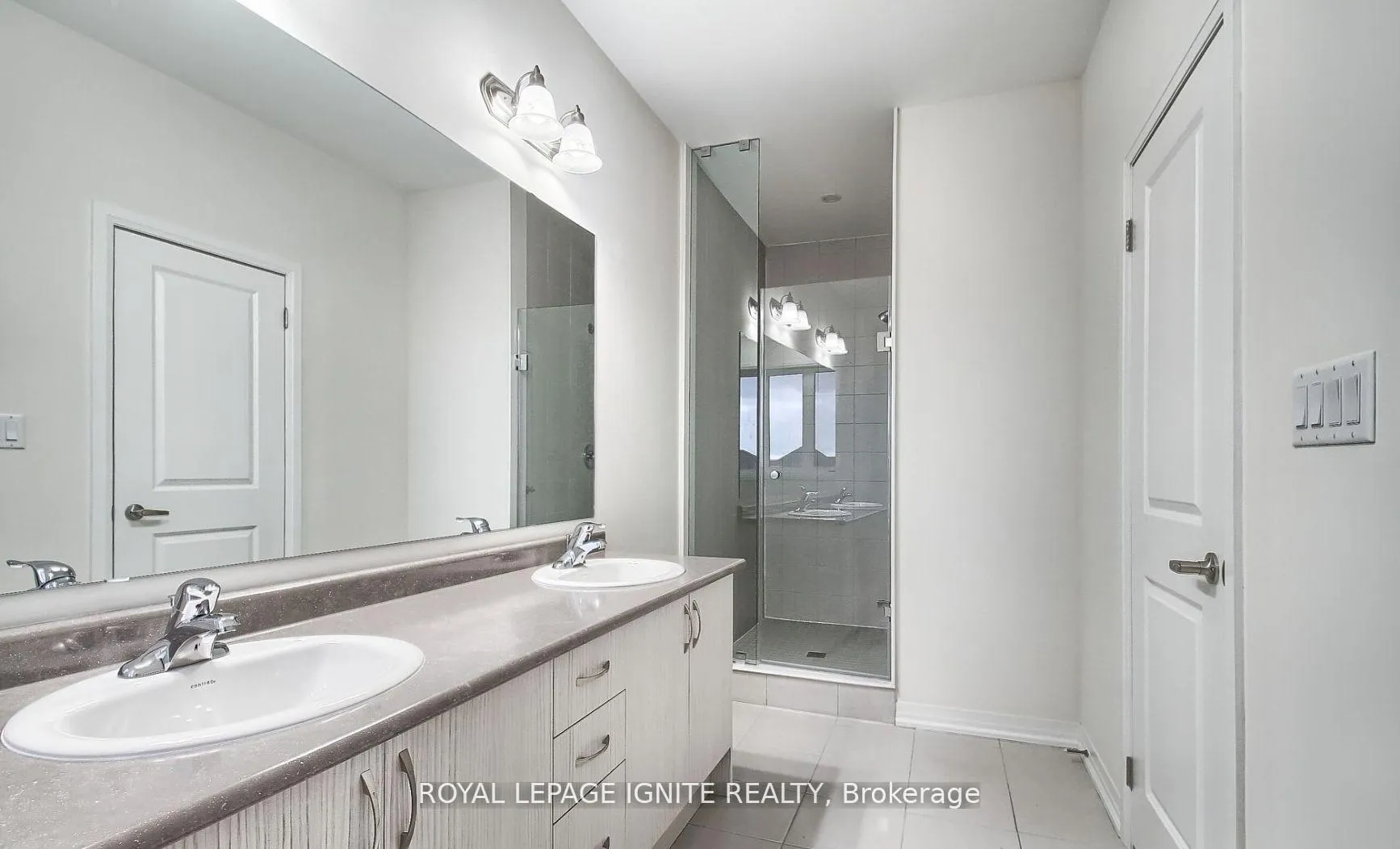 Photo 19 of 1079 Cameo Street, Pickering, Rural Pickering — HOMEH