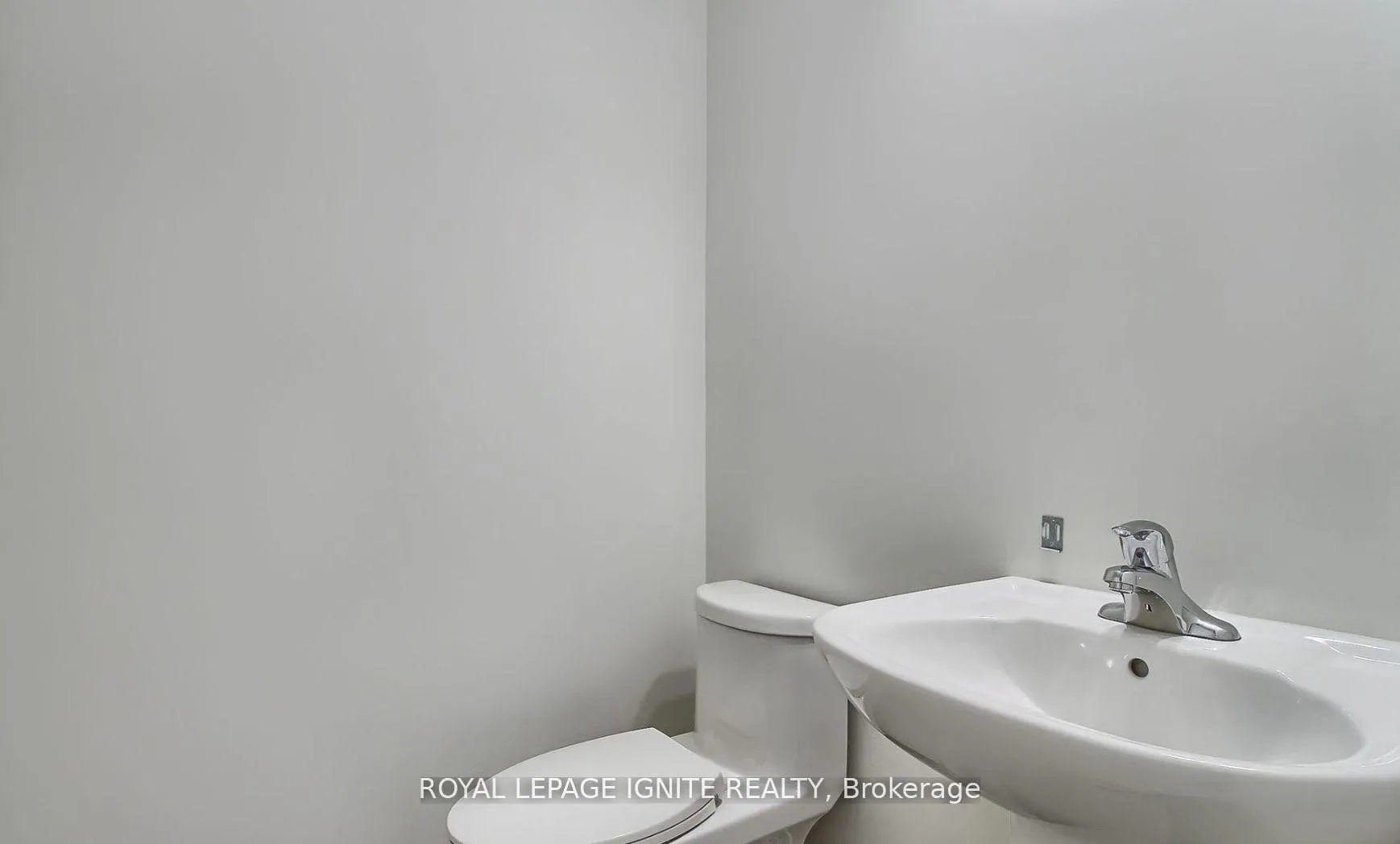 Photo 21 of 1079 Cameo Street, Pickering, Rural Pickering — HOMEH