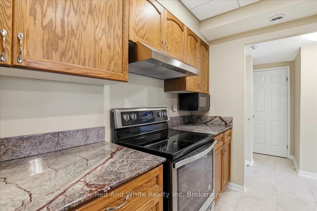 Photo 12 of Unit 808, 10 Ellen Street E, Kitchener, Civic Centre — HOMEH