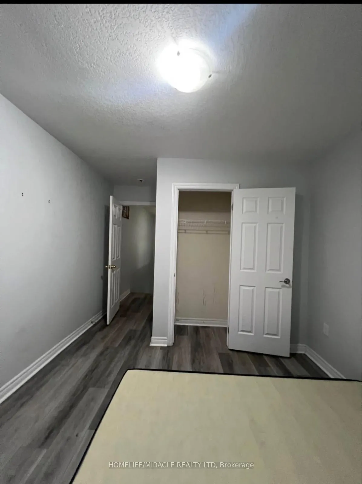 Photo 16 of 402 Linden Drive, Waterloo — HOMEH