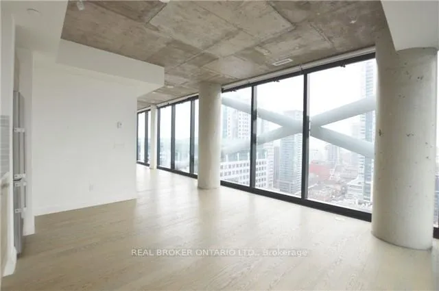 Photo 4 of Unit 2001, 224 King Street W, Toronto, Waterfront Communities — HOMEH