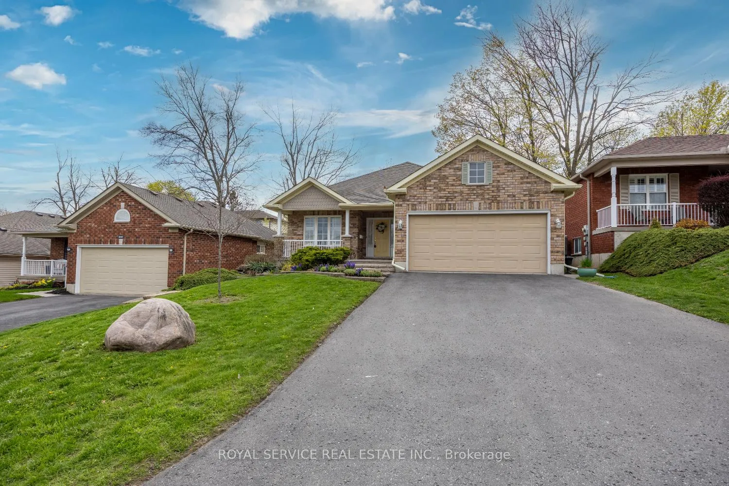 Photo 5 of 1061 Silverdale Road, Peterborough, Otonabee Ward 1 — HOMEH