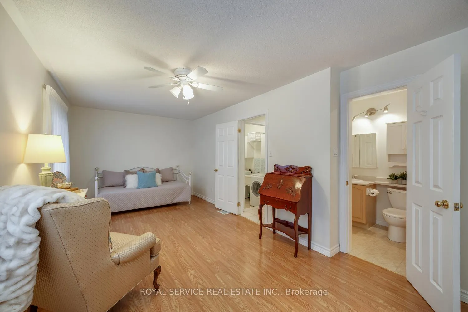 Photo 32 of 1061 Silverdale Road, Peterborough, Otonabee Ward 1 — HOMEH