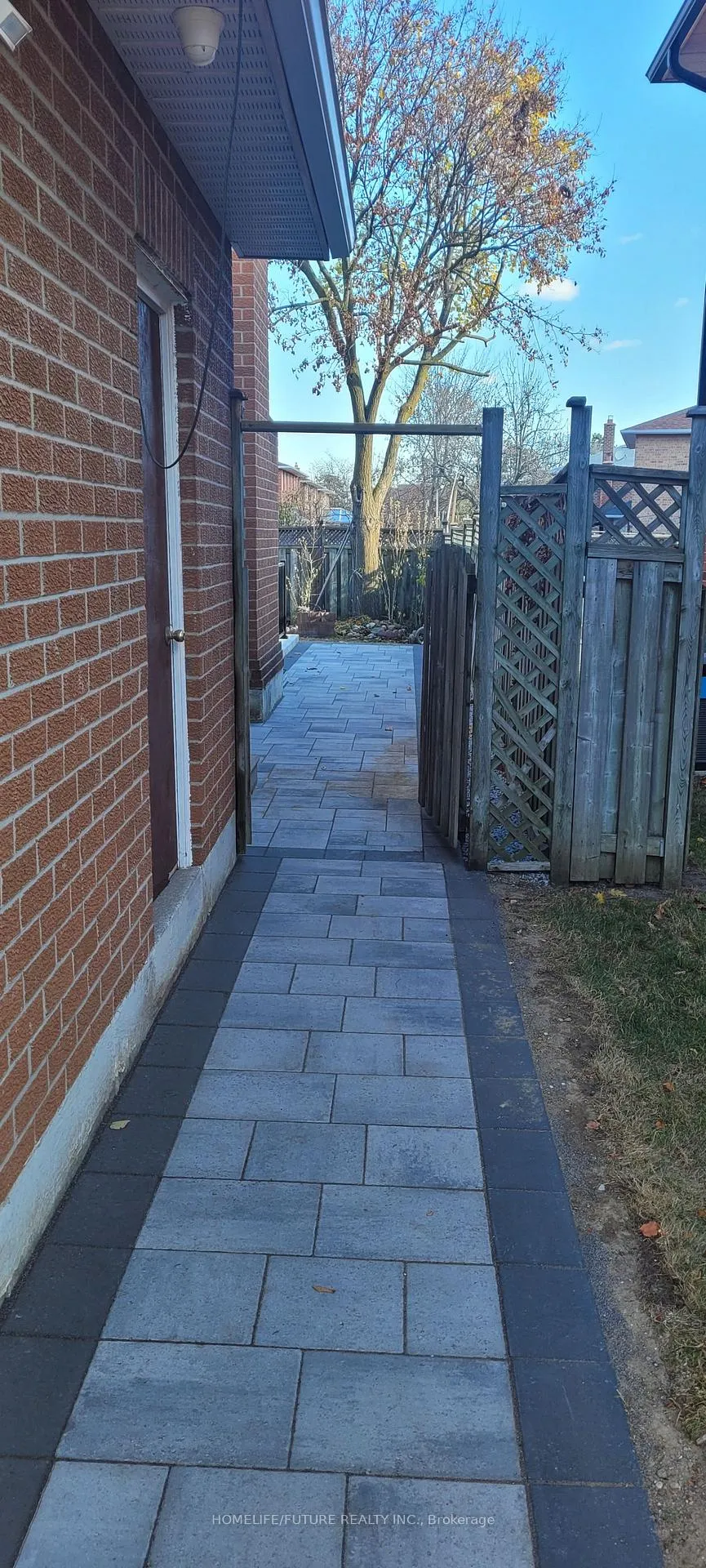 Photo 3 of Unit BSMT, 3 Parade Square, Scarborough, Highland Creek — HOMEH