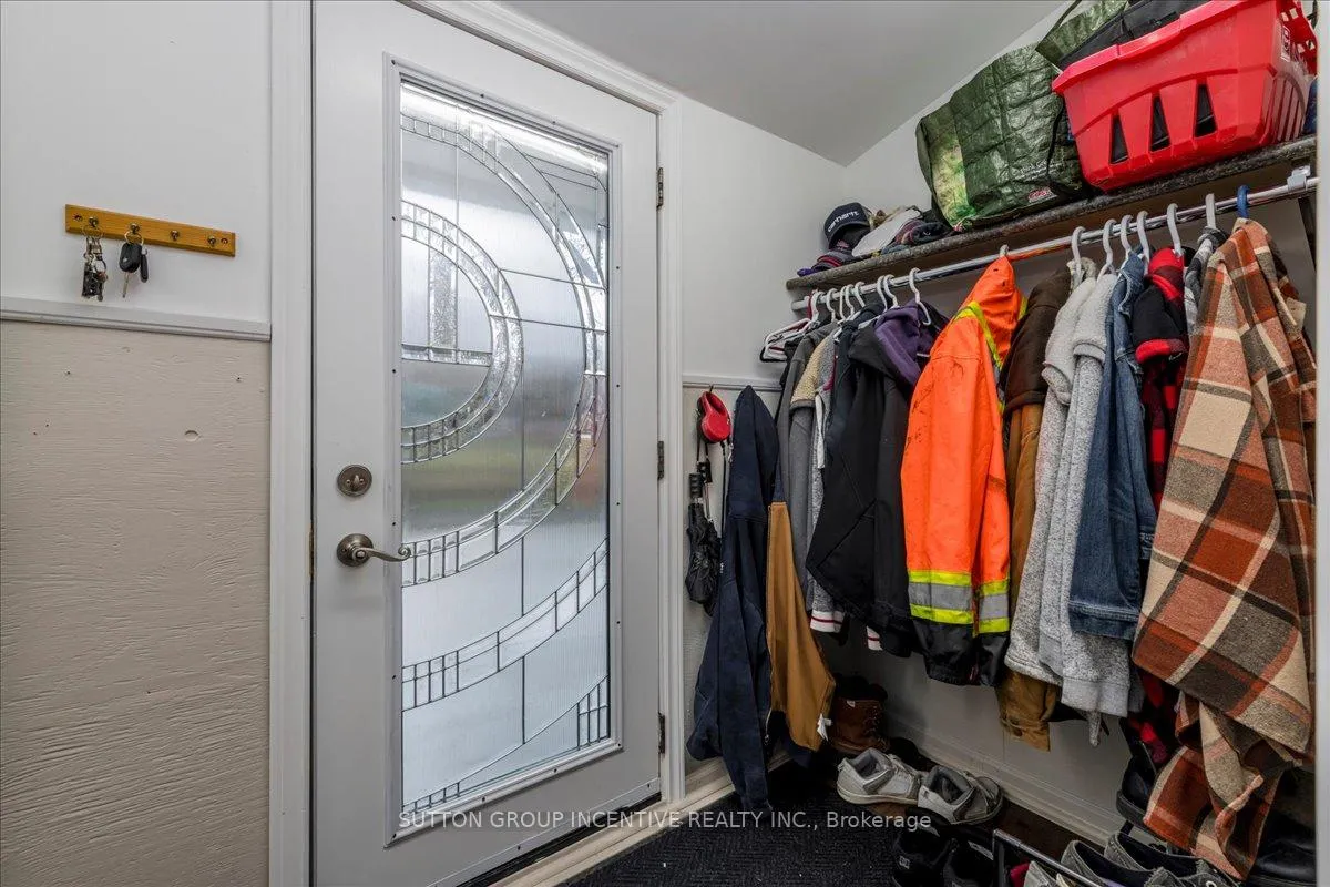 Photo 18 of 8993 5th Line, Essa, Angus — HOMEH