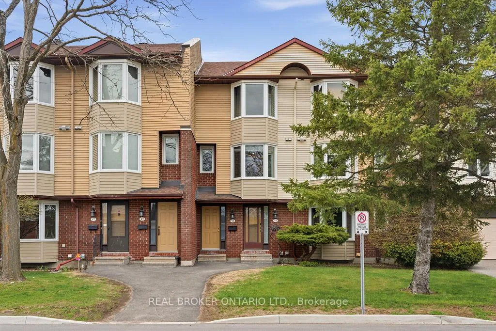 Photo 2 of 51 Haxby Private, Ottawa, Hunt Club Park/Greenboro — HOMEH