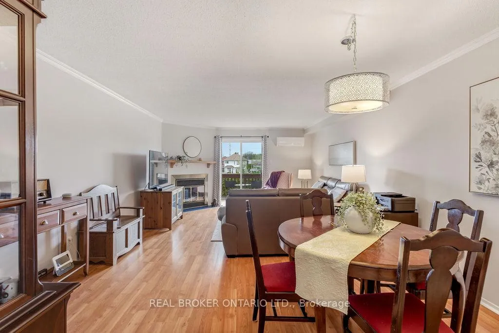 Photo 6 of 51 Haxby Private, Ottawa, Hunt Club Park/Greenboro — HOMEH