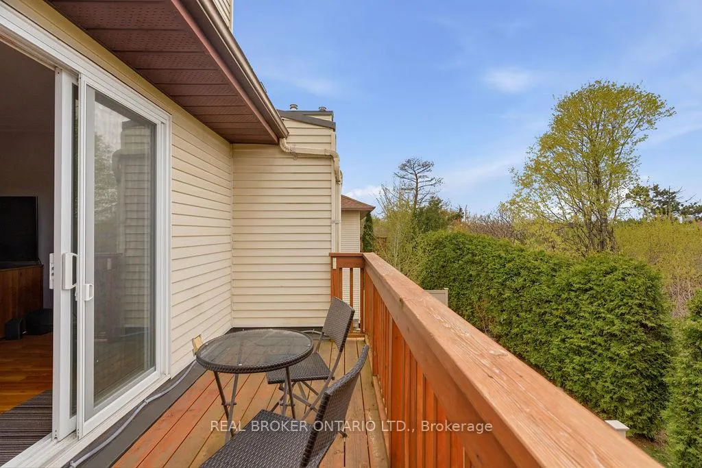 Photo 11 of 51 Haxby Private, Ottawa, Hunt Club Park/Greenboro — HOMEH
