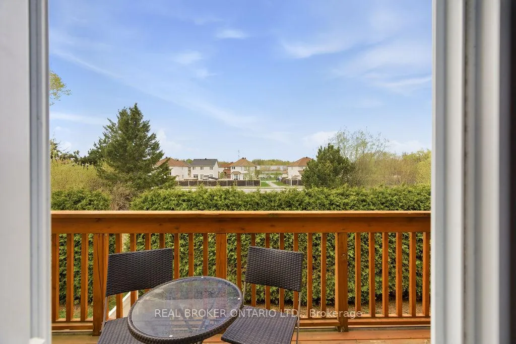 Photo 12 of 51 Haxby Private, Ottawa, Hunt Club Park/Greenboro — HOMEH