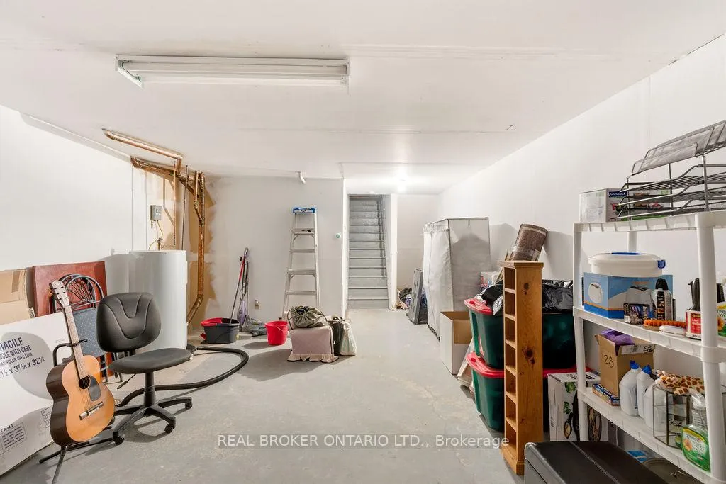 Photo 27 of 51 Haxby Private, Ottawa, Hunt Club Park/Greenboro — HOMEH