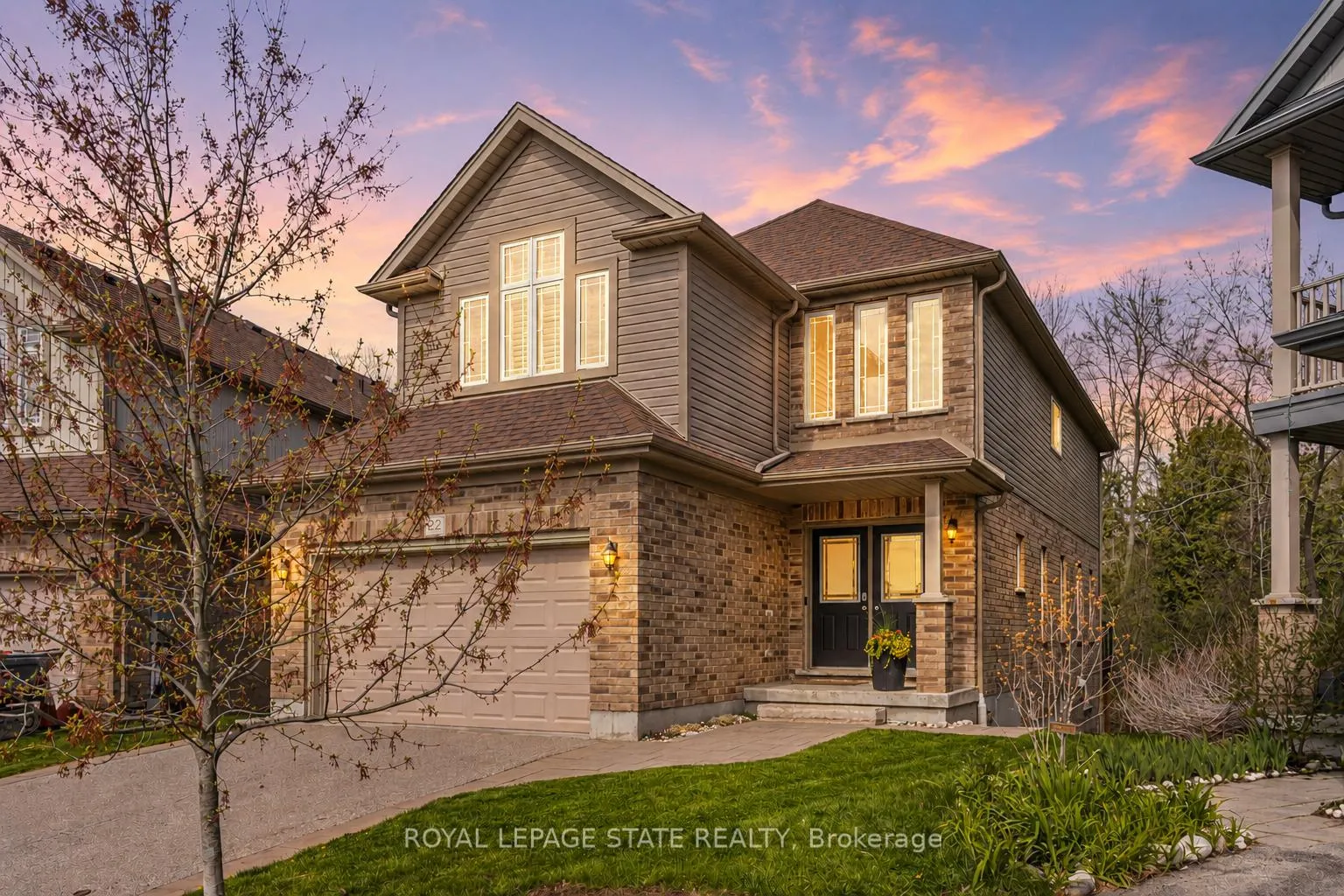 Photo 2 of 22 Rooke Court, Guelph, Willow West/Sugarbush/West Acres — HOMEH