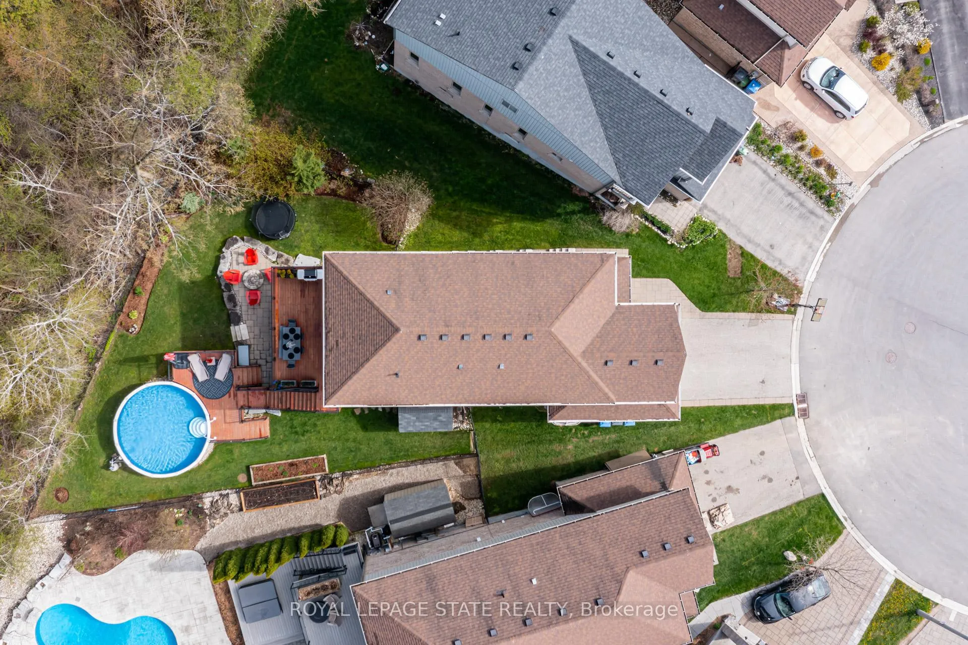 Photo 3 of 22 Rooke Court, Guelph, Willow West/Sugarbush/West Acres — HOMEH