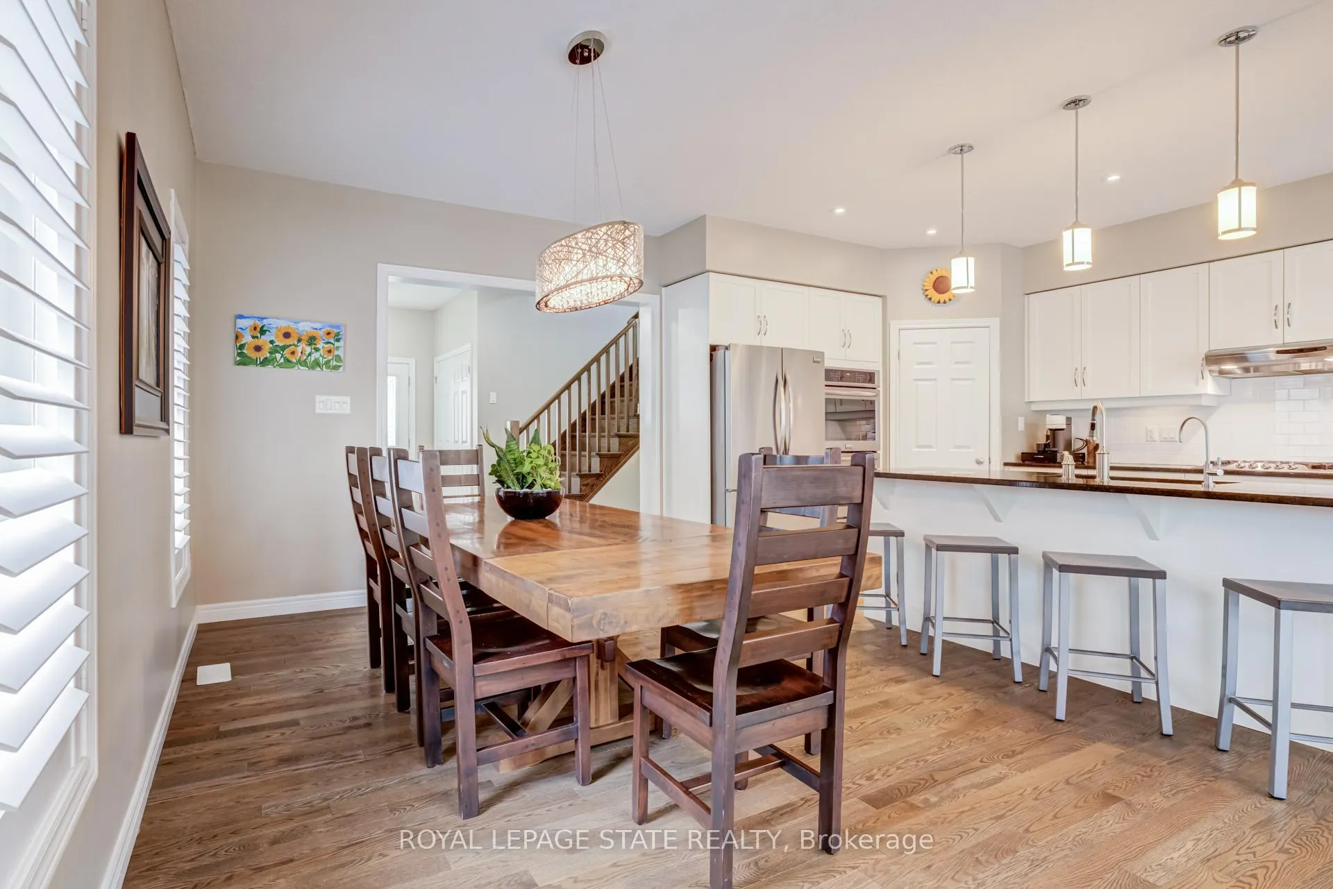 Photo 7 of 22 Rooke Court, Guelph, Willow West/Sugarbush/West Acres — HOMEH