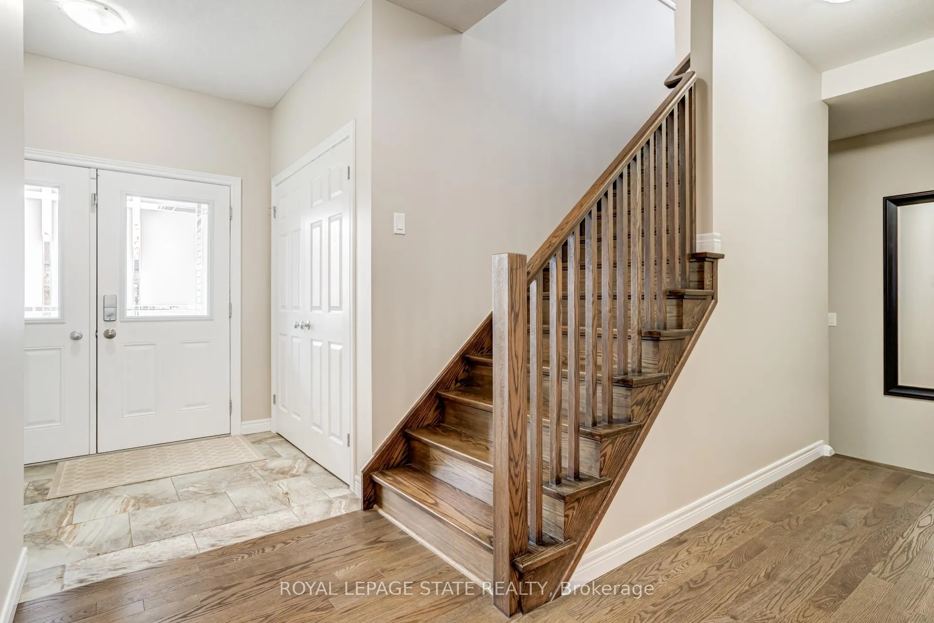 Photo 15 of 22 Rooke Court, Guelph, Willow West/Sugarbush/West Acres — HOMEH