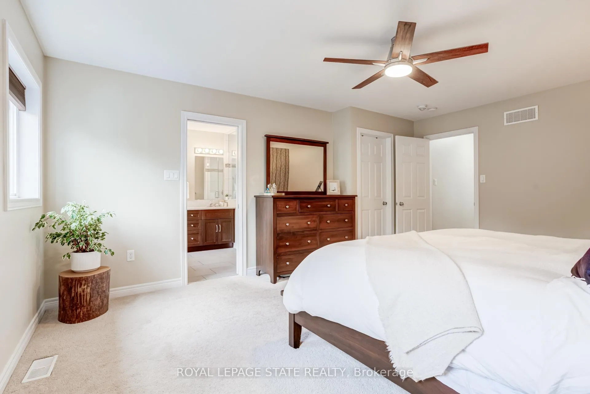 Photo 17 of 22 Rooke Court, Guelph, Willow West/Sugarbush/West Acres — HOMEH