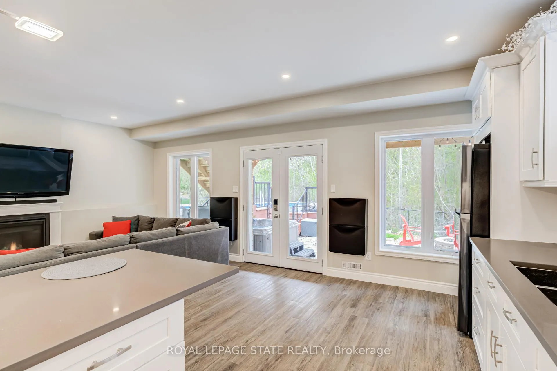 Photo 30 of 22 Rooke Court, Guelph, Willow West/Sugarbush/West Acres — HOMEH